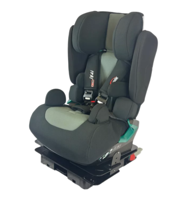 Детское автомобильное кресло